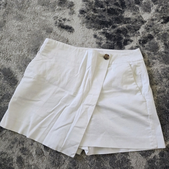 LOFT Old Money White Women's Skort Shorts Size 2 Or XS / Small - Picture 1 of 8